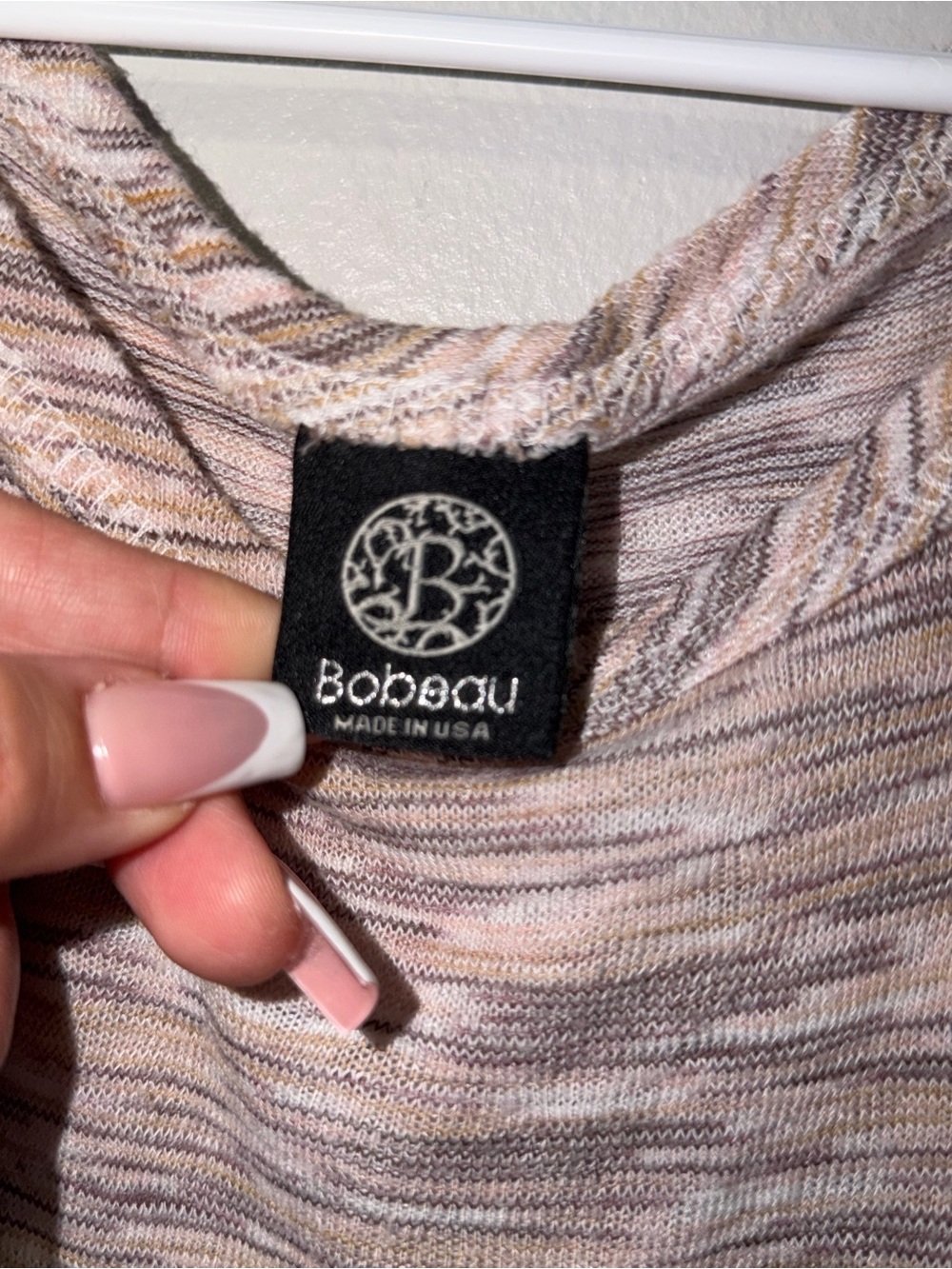 Rock & Republic Neutral Space-Dye Short Sleeve Twist Front Top - Picture 7 of 11